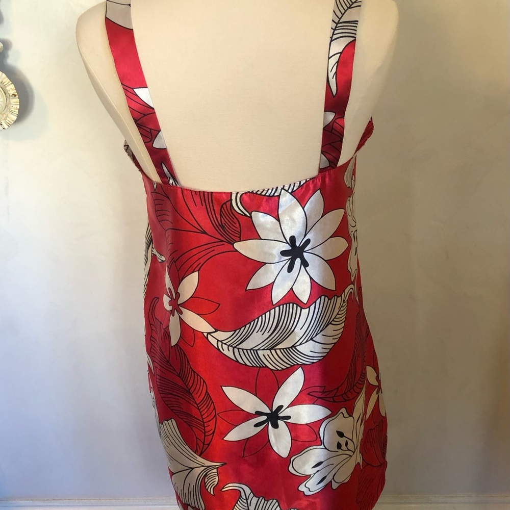 Sante Classic red nightgown w/white & black floral design w/red bows Size Small - Picture 4 of 8